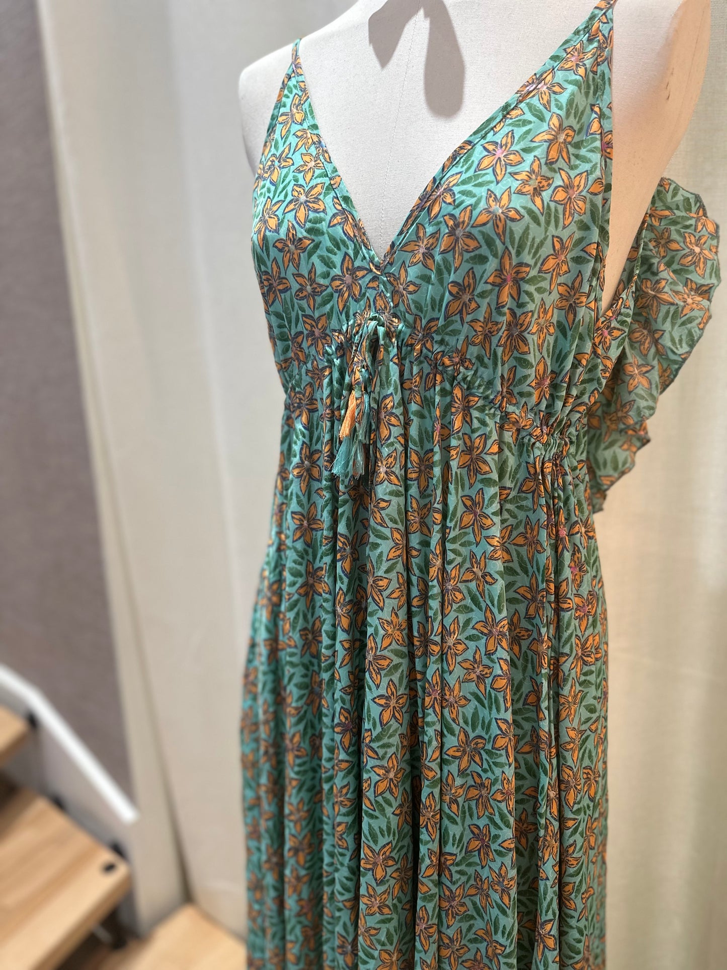 Robe Astrid