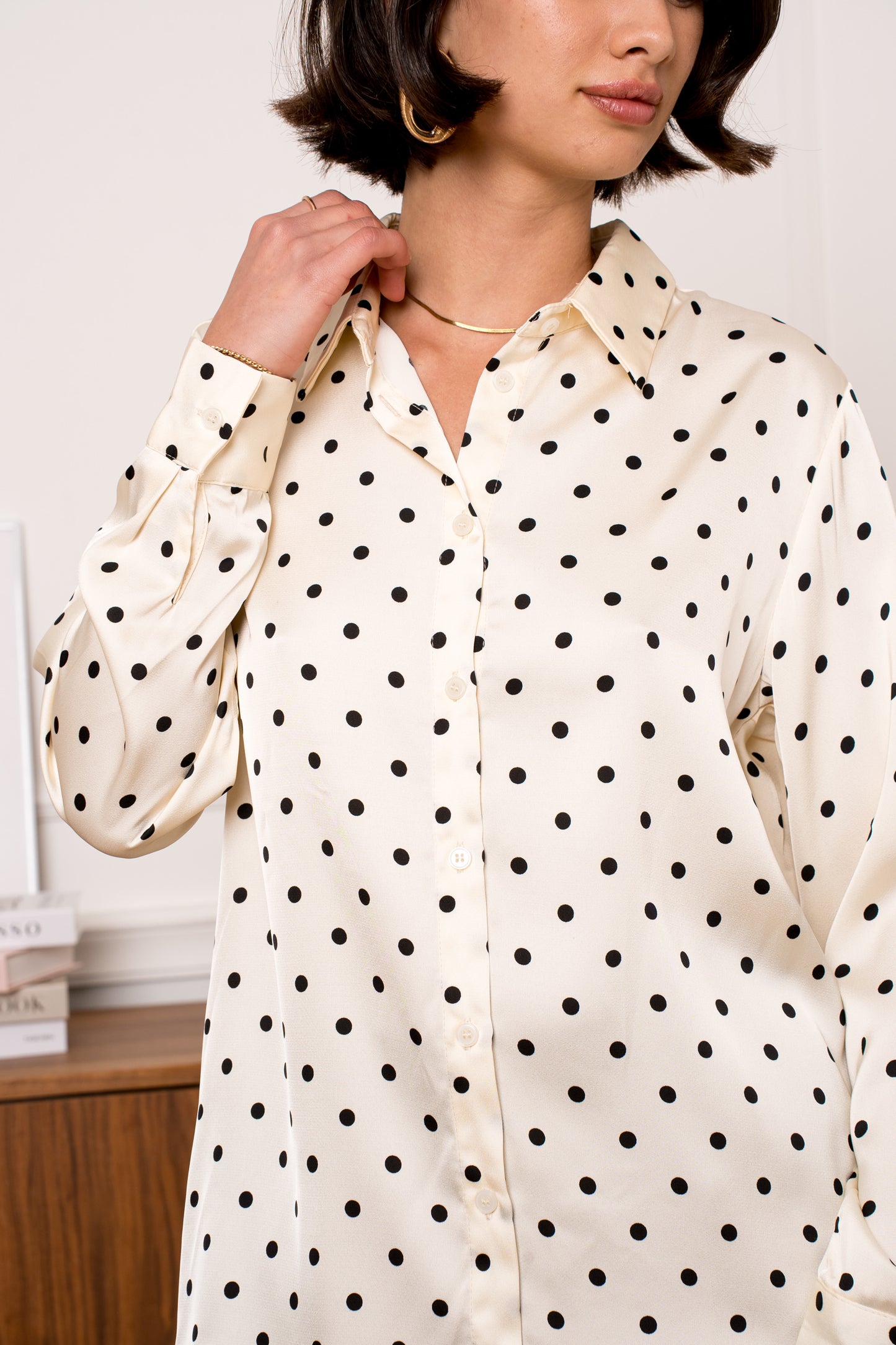 Chemise Héloïse – Satin & pois raffinés