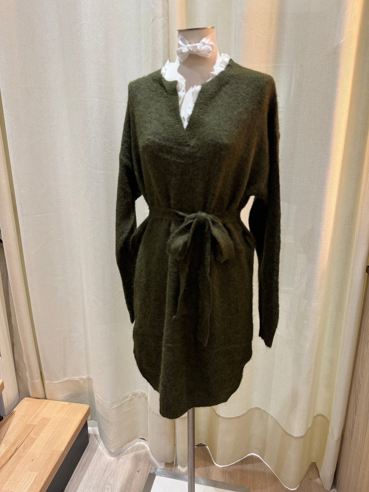 Robe pull Carmen