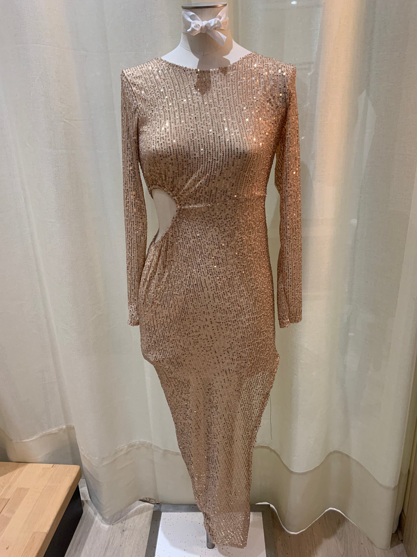 Robe Ariana