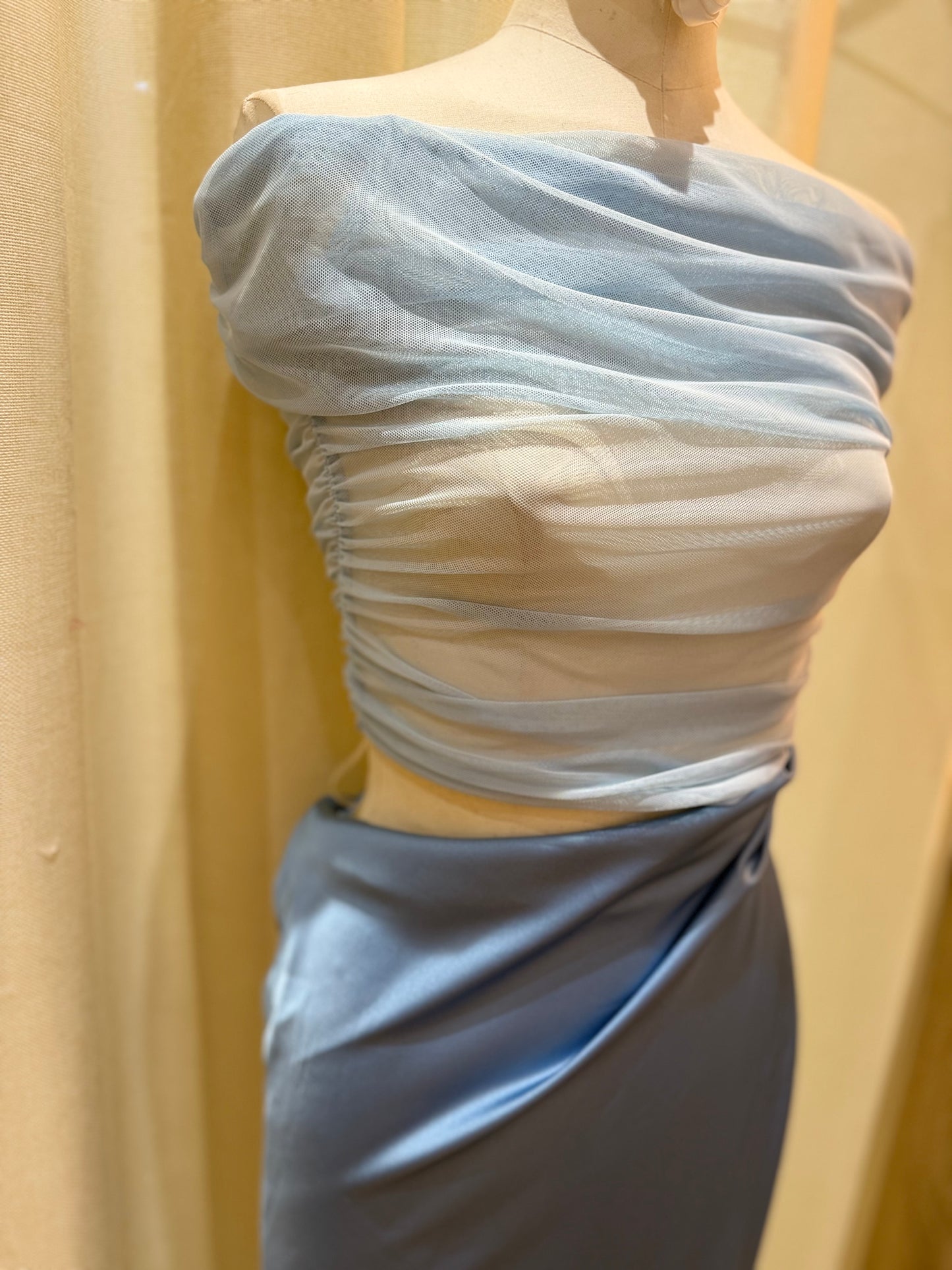 Robe Sabrina
