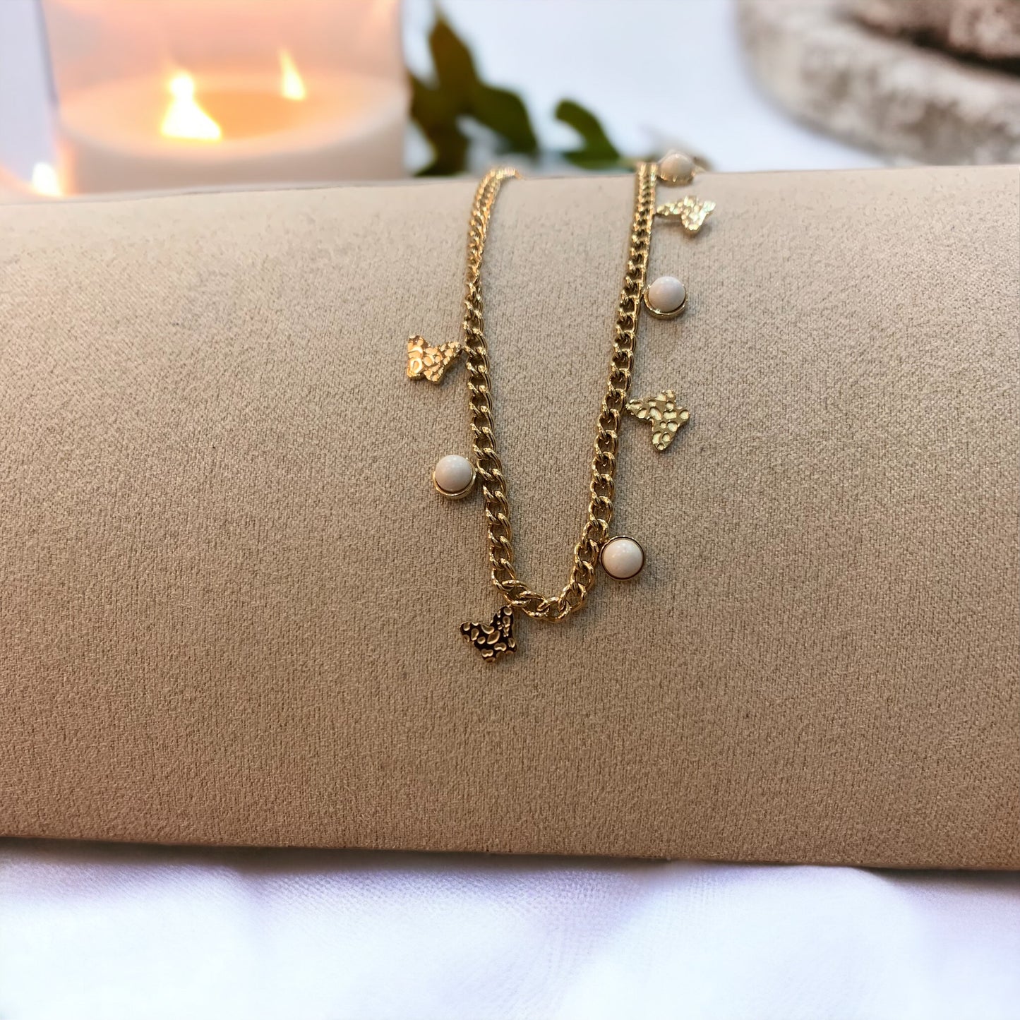 Collier Prague