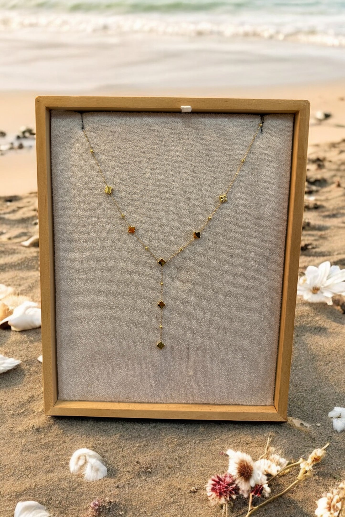 Collier Y Mumbai