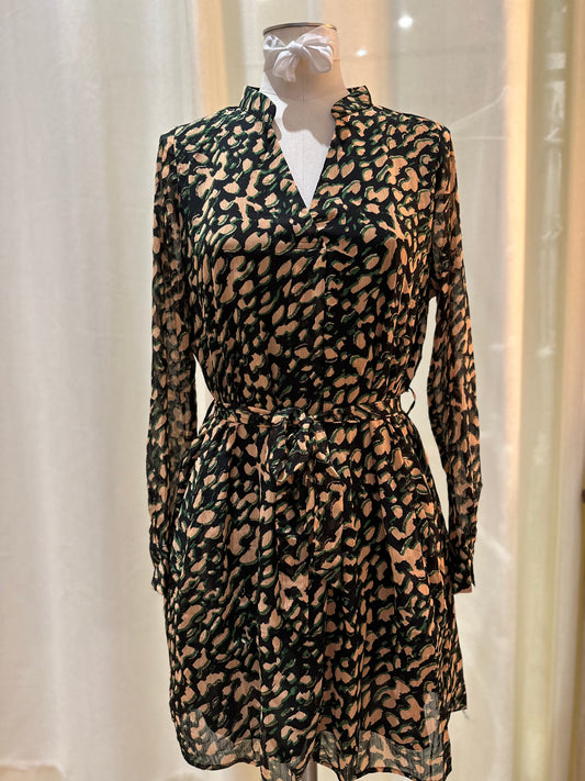 Robe Lara
