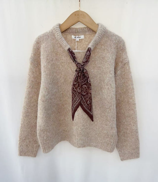 Pull Anouk – élégance & confort avec foulard intégré