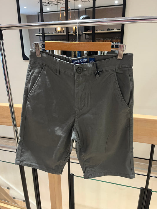 Short Léon