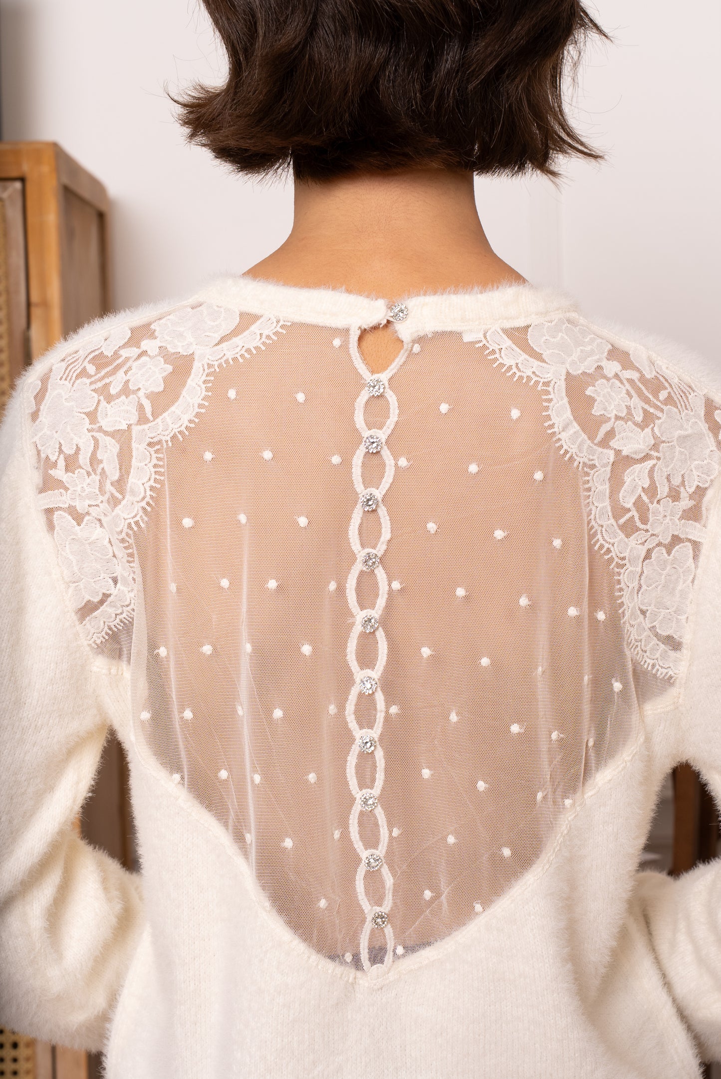 Pull Louisa – Dos nu dentelle & douceur fluffy