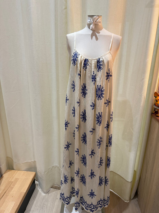 Robe Emy